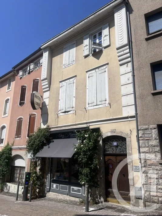 Voir la photo 1/17 du type apartment à Foix