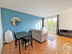 Studio in Saint-Maur-des-Fossés