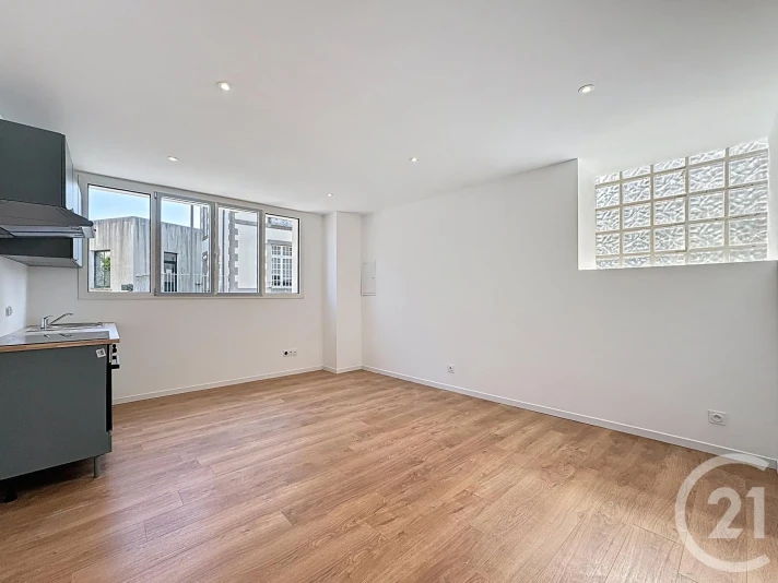 Voir la photo 1/12 du type apartment à Lesneven
