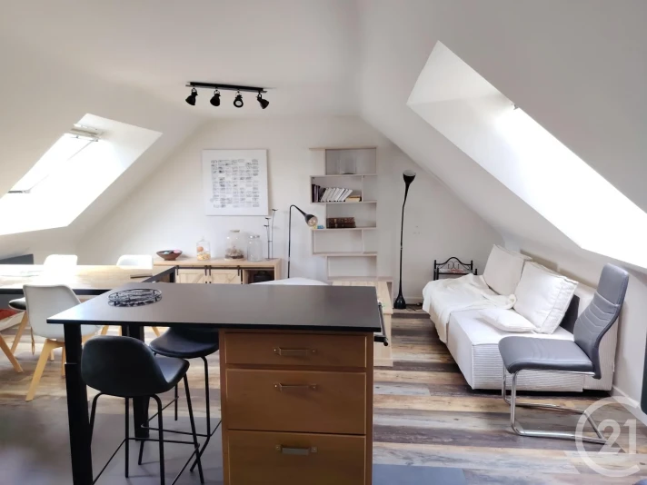 Voir la photo 1/5 du type apartment à Theix-Noyalo