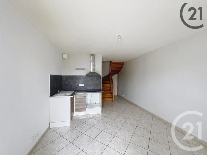 Voir la photo 1/6 du type apartment à Pont-sur-Yonne