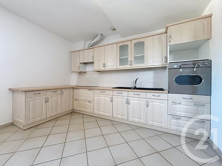 Voir la photo 1/10 du type apartment à Luxeuil-les-Bains