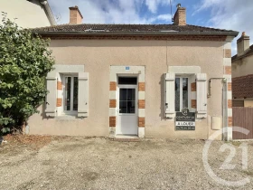 Maison à Dornes