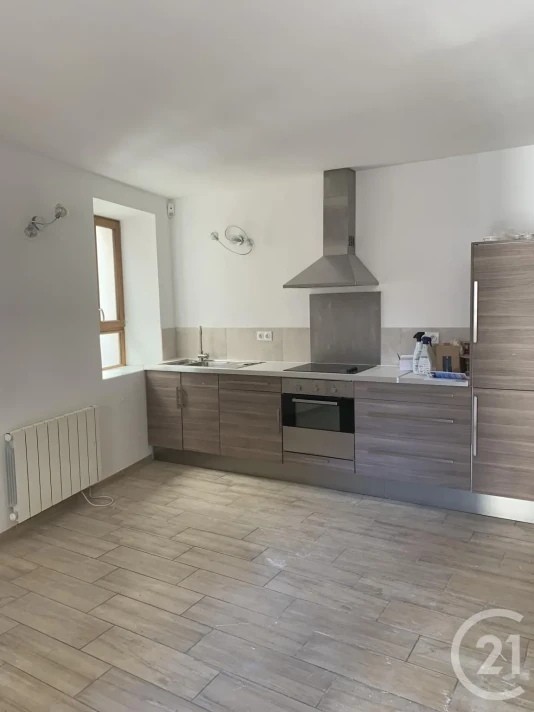 Voir la photo 1/12 du type house à Bagnols-sur-Cèze