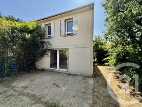 Maison à Nemours