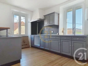 Appartement à Châlonvillars