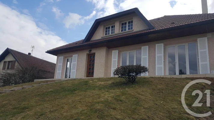 Voir la photo 1/5 du type house à Macornay