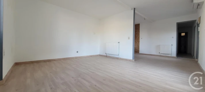 Voir la photo 1/8 du type apartment à Alès