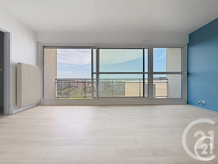 Voir la photo 1/9 du type apartment à Rouen