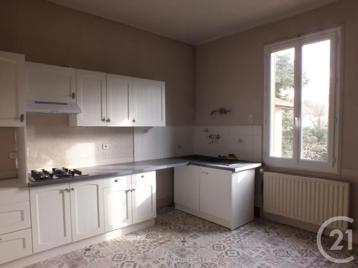 Voir la photo 1/24 du type house à Lannemezan