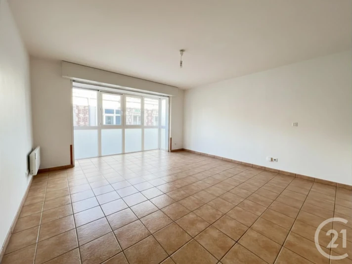 Voir la photo 1/10 du type apartment à Chartres