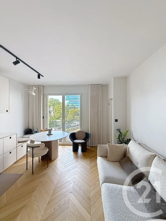 Voir la photo 1/8 du type apartment à Levallois-Perret