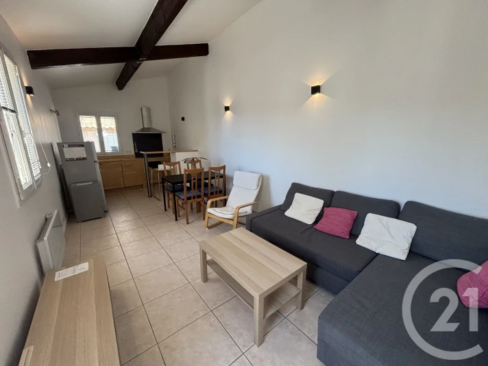 Voir la photo 1/7 du type apartment à Nîmes
