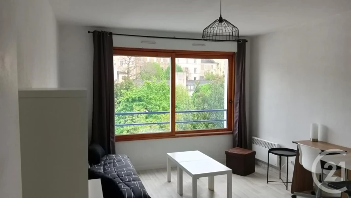 Voir la photo 1/7 du type studio à Nantes