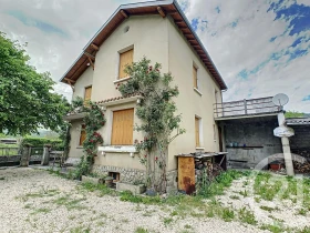 Maison à Argein