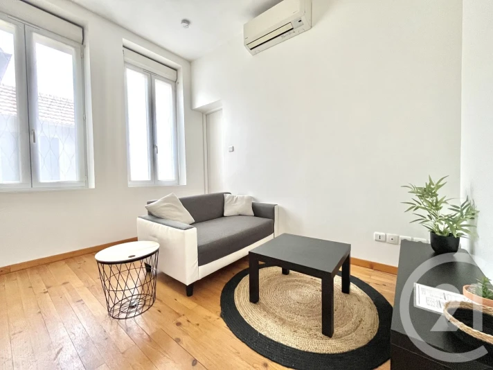 Voir la photo 1/8 du type apartment à Albi