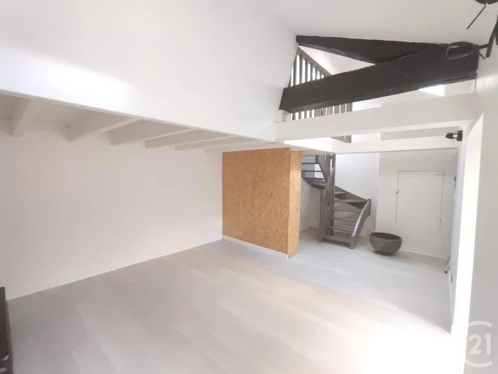 Voir la photo 1/6 du type apartment à Nantes