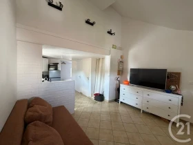 Appartement à Villeneuve-sous-Dammartin