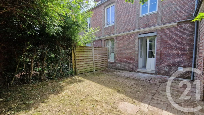 Voir la photo 1/8 du type apartment à Bois-Guillaume