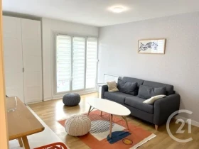 Studio à Évreux