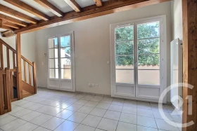 Maison à Montluel