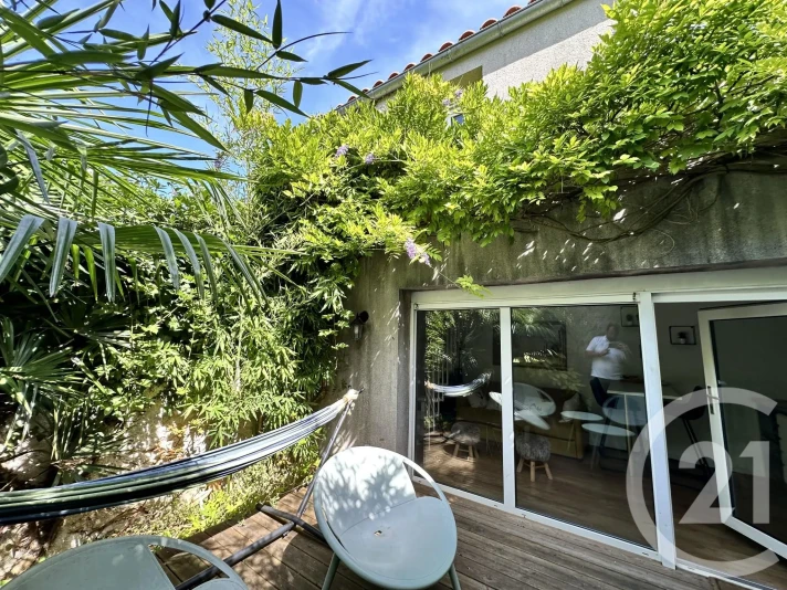 Voir la photo 1/12 du type apartment à La Rochelle