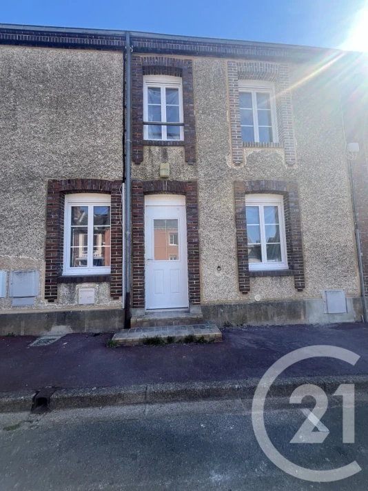 Voir la photo 1/8 du type house à Brou