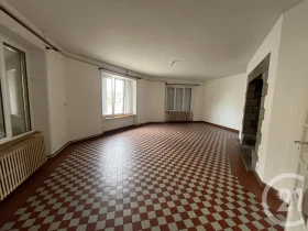 Maison à Joué-du-Bois
