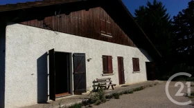 Maison à Orchamps-Vennes