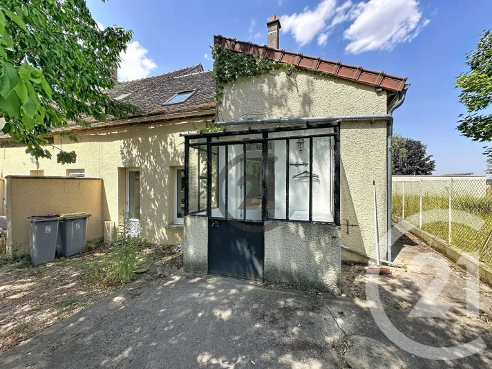 Voir la photo 1/12 du type house à Gron