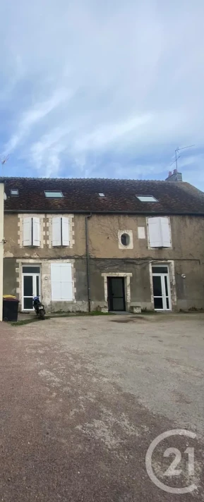 Voir la photo 1/1 du type apartment à Auxerre