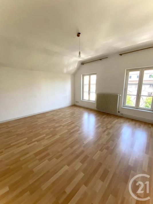 Voir la photo 1/12 du type apartment à Montbéliard
