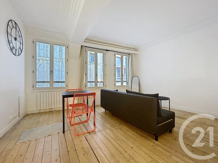 Voir la photo 1/8 du type apartment à Troyes