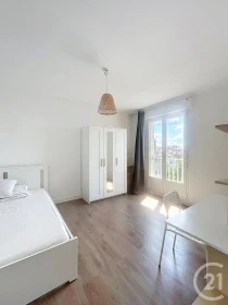 Pièce à Compiègne