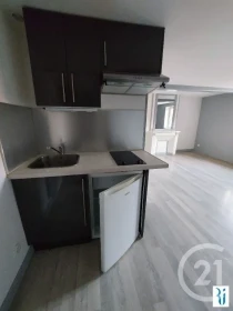 Apartment in Le Mesnil-Esnard