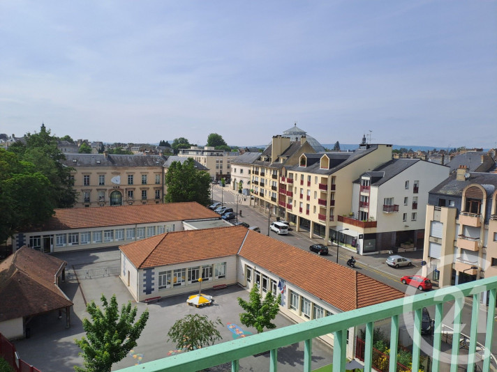 Voir la photo 1/10 du type apartment à Alençon
