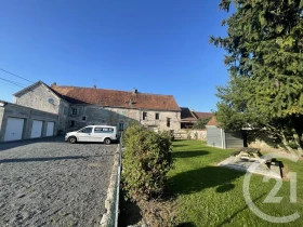 Appartement à Bussières