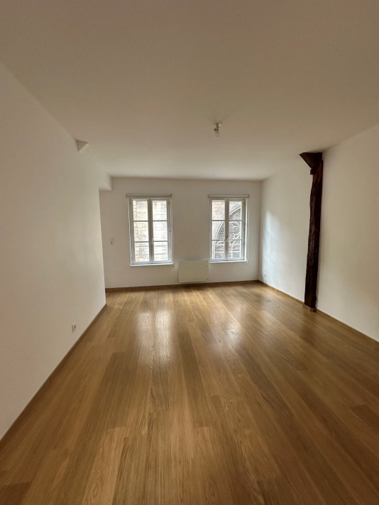 Voir la photo 1/6 du type apartment à Troyes
