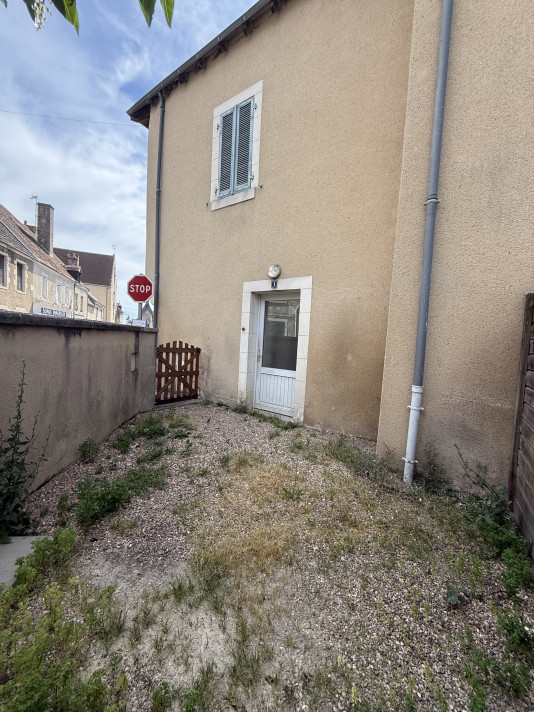 Voir la photo 1/9 du type house à Reuilly