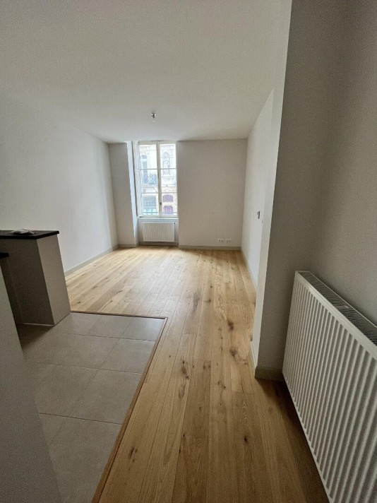 Voir la photo 1/9 du type apartment à Besançon