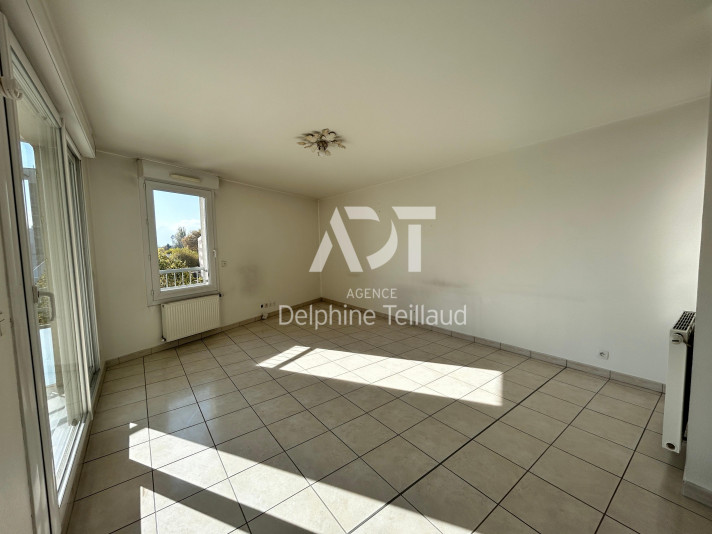 Voir la photo 1/2 du type apartment à Grenoble