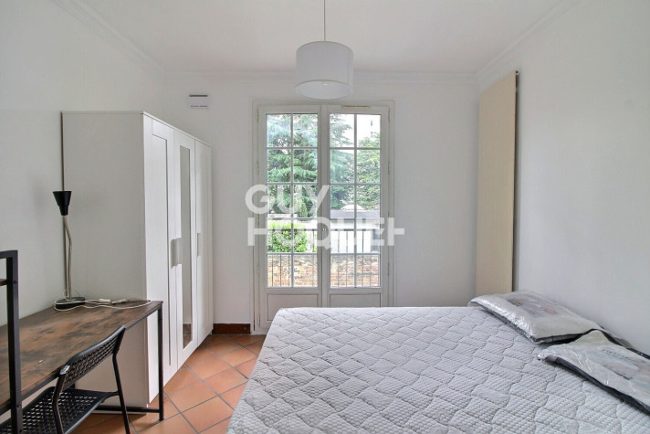 Voir la photo 1/8 du type room à Vitry-sur-Seine